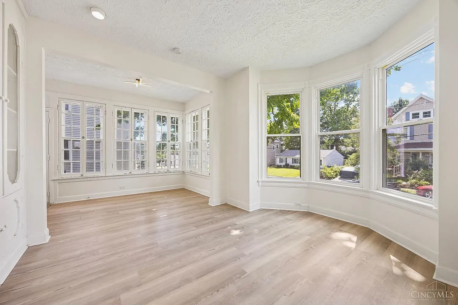 3 bed, 1517 sqft, $2,450 — Photo 4