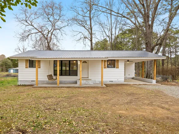 1419 Pamela Dr, Tunnel Hill, GA 30755