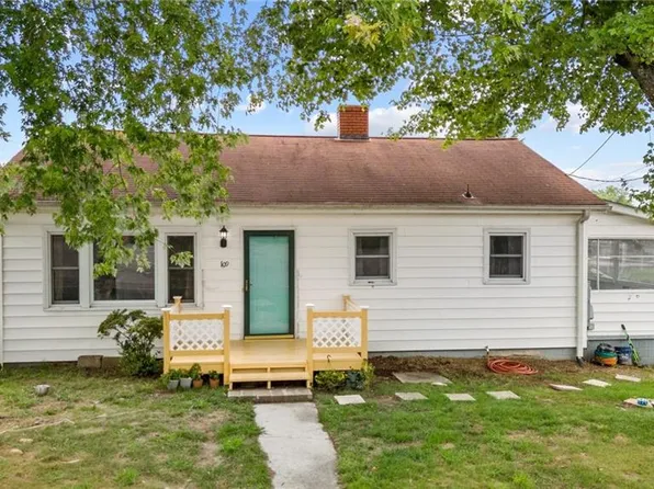 109 Starlite Rd, Mount Airy, NC 27030