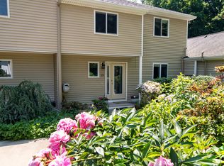 24 Quarry Dock Rd, Branford, CT 06405