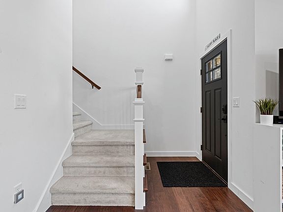 5th image of 755 William St #4