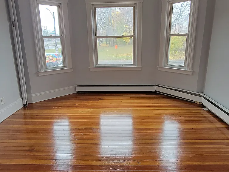 119 Sisson Ave #1S — Photo 8