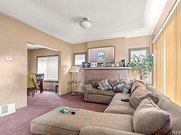 4th image of 3026 Lothrop St