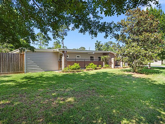 5th image of 10310 Mayfield Rd