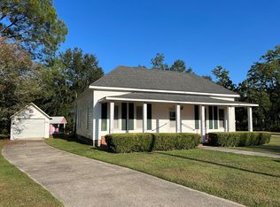 304 N Ripley St, Samson, AL 36477