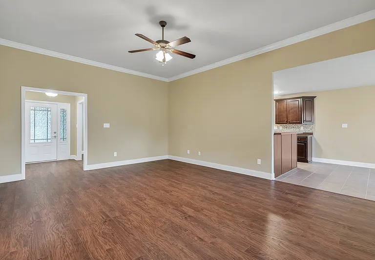 128 Willow Tree Dr — Photo 13