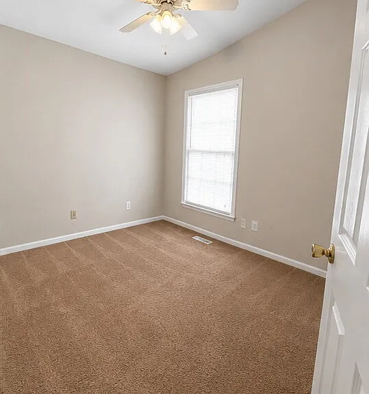 518 Foxdenton Pl — Photo 6