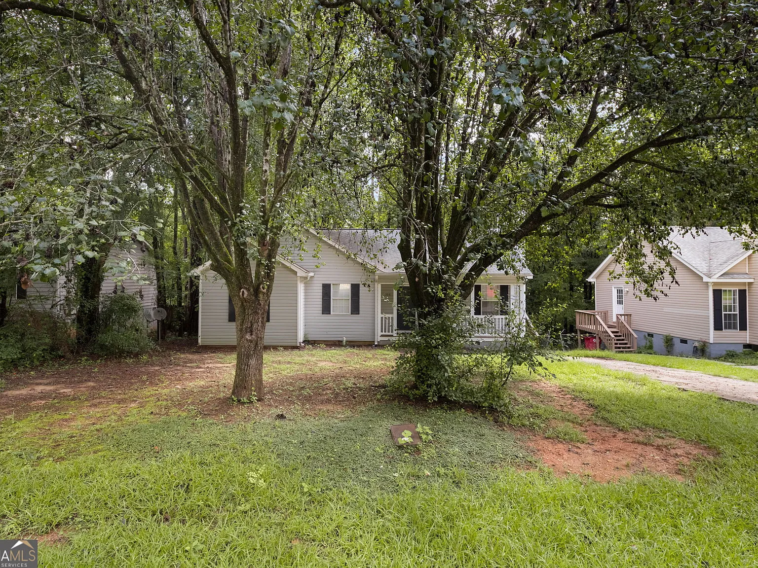 3 bed, 2.0 bath, 1345 sqft, $1,500 — Photo 4