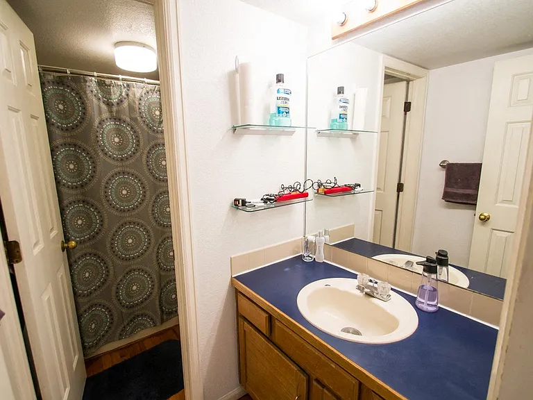 935 Broadway St. #203 — Photo 15