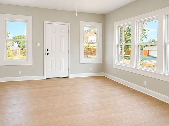 3rd image of 1607 M Ave