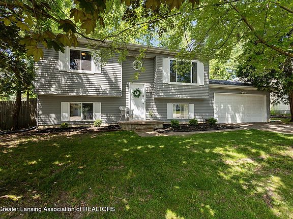 2nd image of 1539 Jacqueline Dr