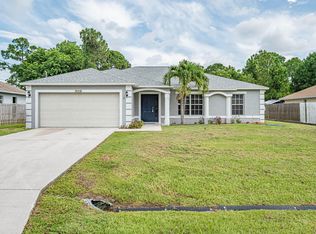1559 SW Hunnicut Ave, Port Saint Lucie, FL 34953