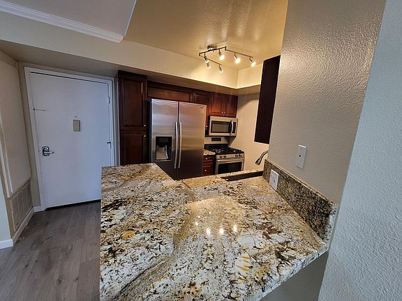3rd image of 21450 Burbank Blvd APT 108