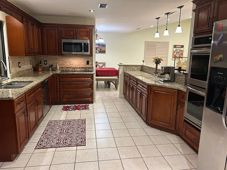 8233 Cypress Lake Dr — Photo 9