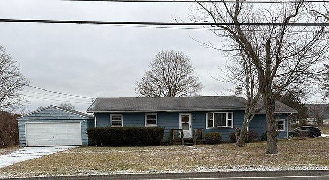 1st image of 420 Sing Sing Rd