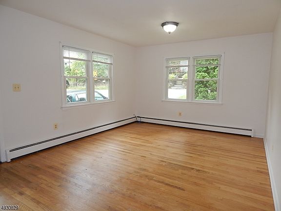 3rd image of 252 Franklin Rd #B
