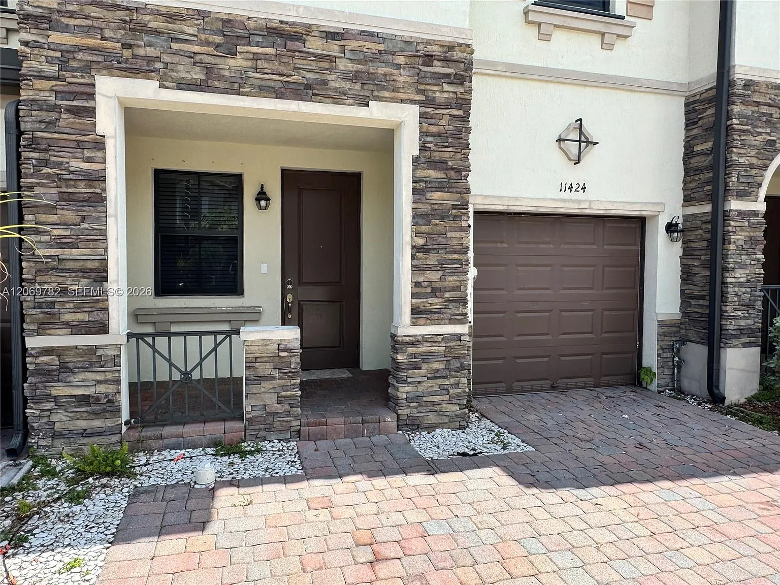 Coco Palm Estates — Photo 3