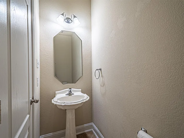 11507 Bermondsey Dr — Photo 26
