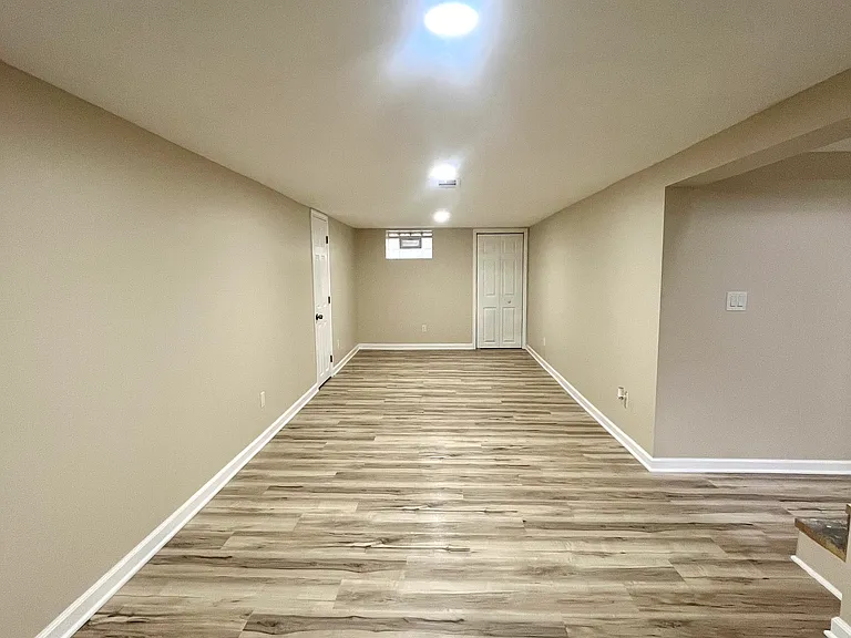 1647 Brown St — Photo 11