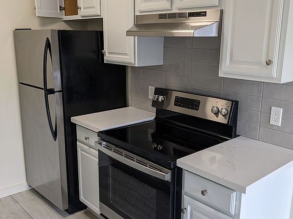 2nd image of 449 15th Ave #101