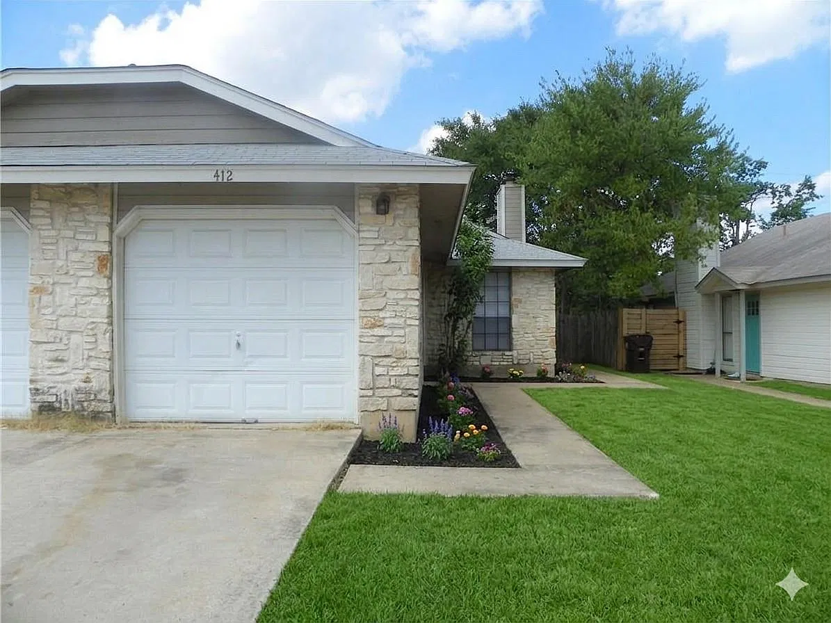 3 bed, 2.0 bath, 1014 sqft, $1,500 — Photo 1