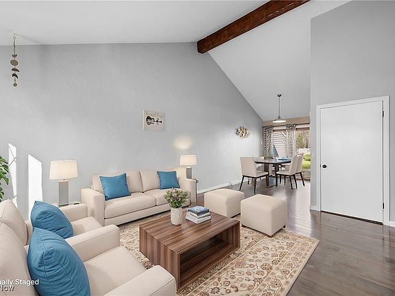 3rd image of 35589 Beachpark Dr