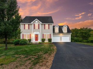 14 Swenson Rd, Bedford, NH 03110