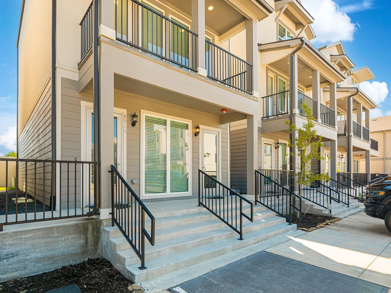 2 bed, 2.5 bath, 1544 sqft, $2,150 — Photo 4