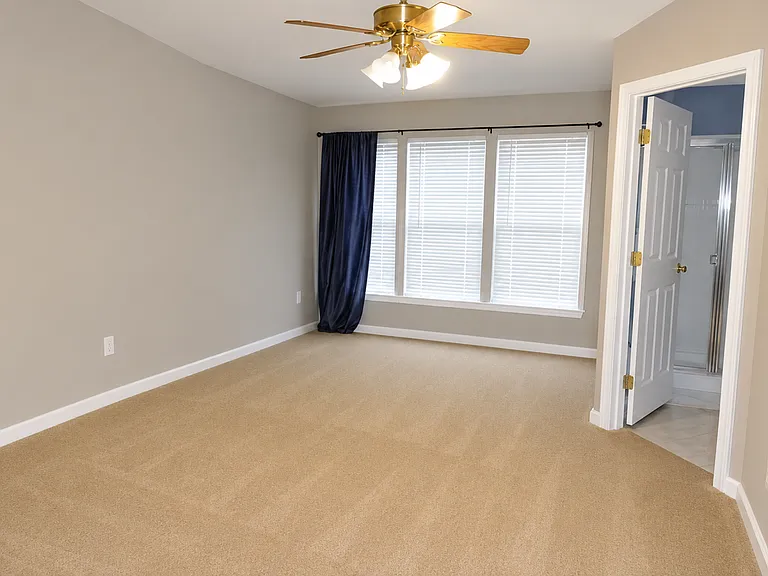 511 Green Hill Rd — Photo 12