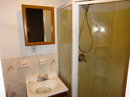 Rented by Blue Egg Realty Corp | media 46