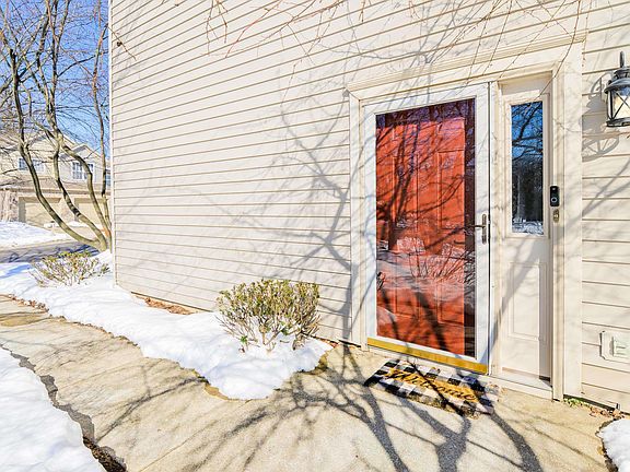 5th image of 2107 S Bayberry Dr