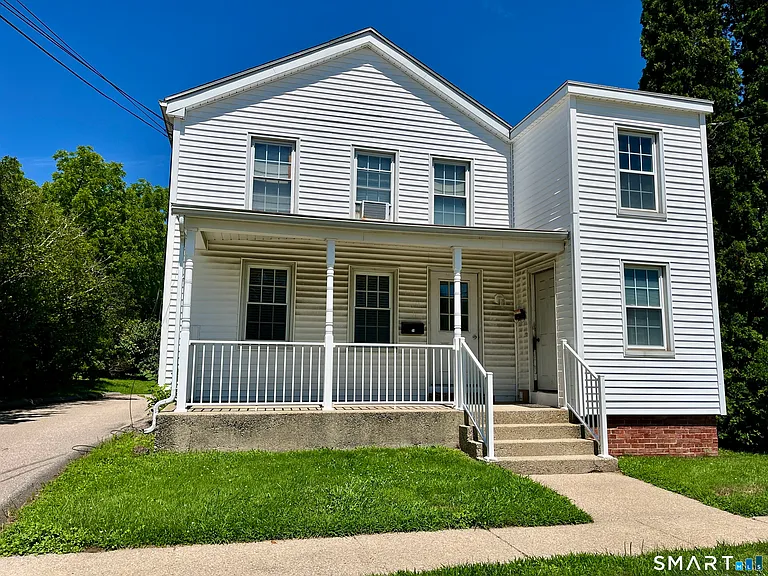 71 Norwich Ave — Photo 1