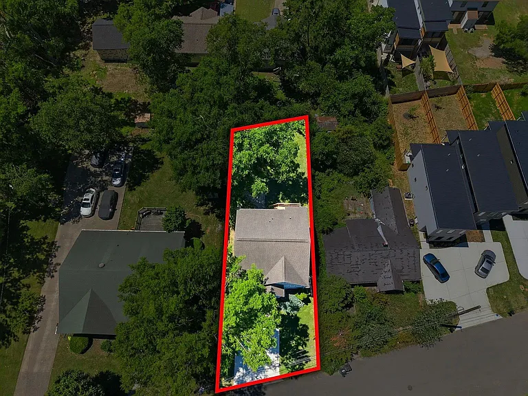 1224 Bessie Ave — Photo 33
