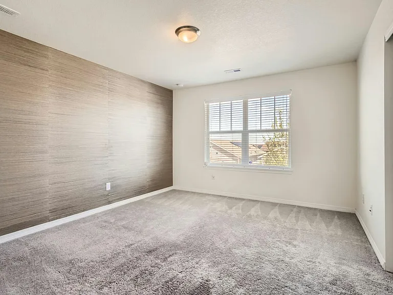 14832 Munich Ave — Photo 25