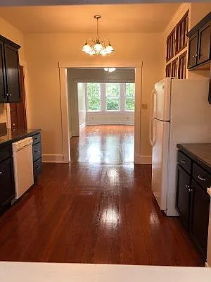 1435 Pine St #C — Photo 4