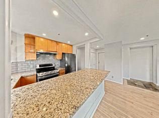 1868 W 8th Ave #201, Vancouver, BC