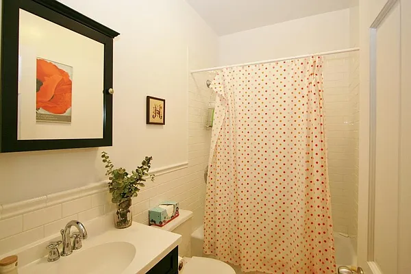 Rented by Corcoran | media 17