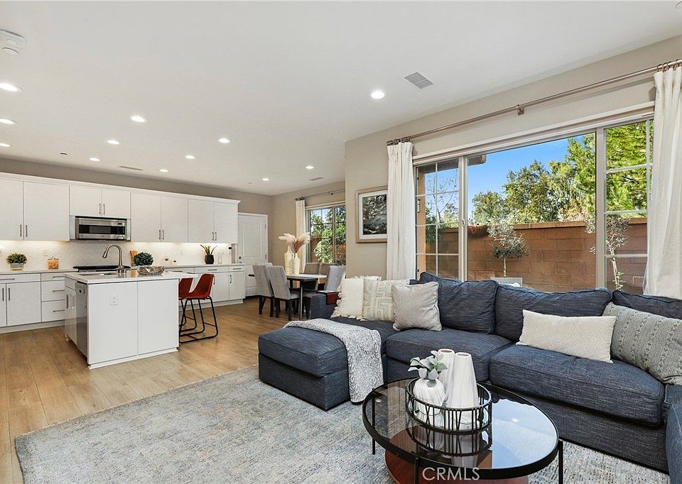 1st image of 121 Excursion