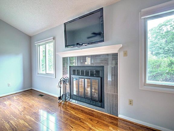 3rd image of 2225 Rockwater Ter