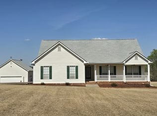 352 Olde Wick Trl, Hoschton, GA 30548