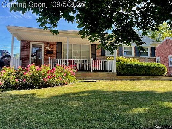 4th image of 322 Jeffrey Ave