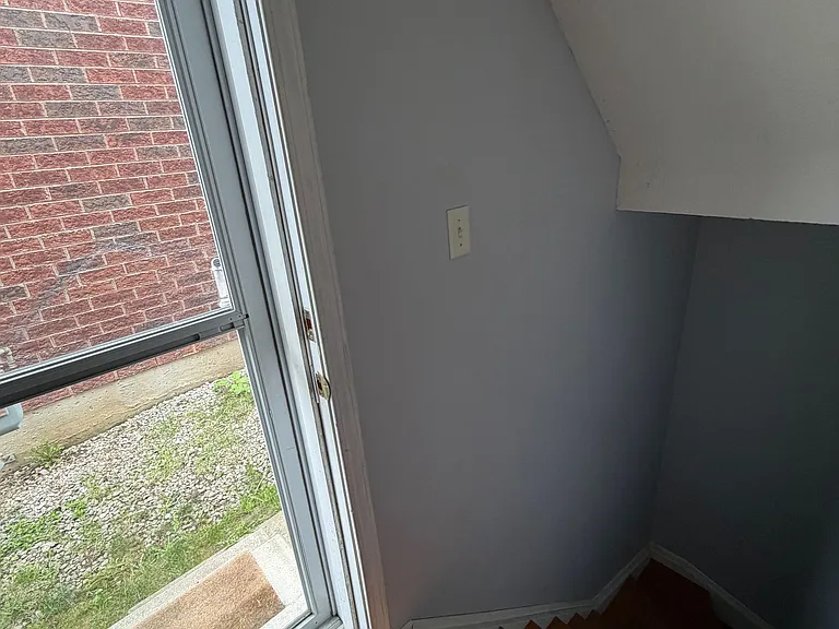 51 Ralph Chalmers Ave #BASEMENT — Photo 2