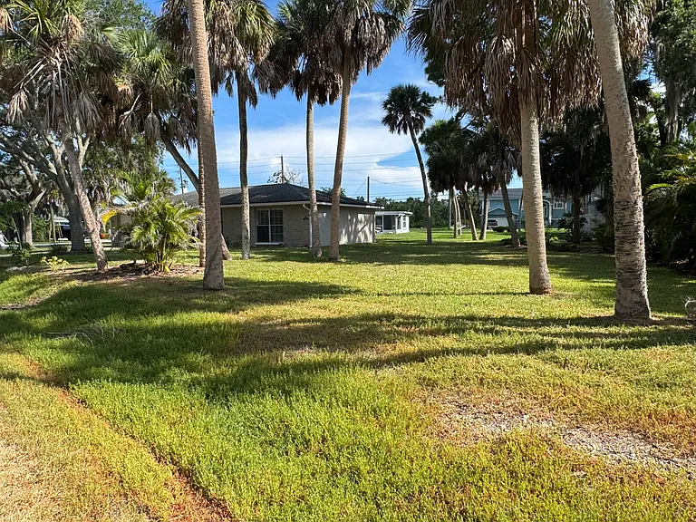 5035 Miller Bayou Dr — Photo 3