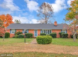 75 McCarty Rd, Fredericksburg, VA 22405