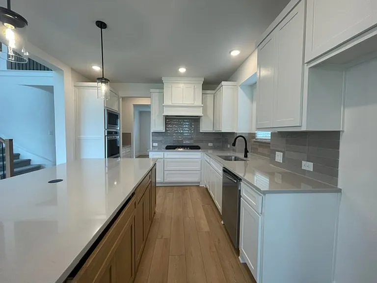 3714 Milwaukee Ave — Photo 9