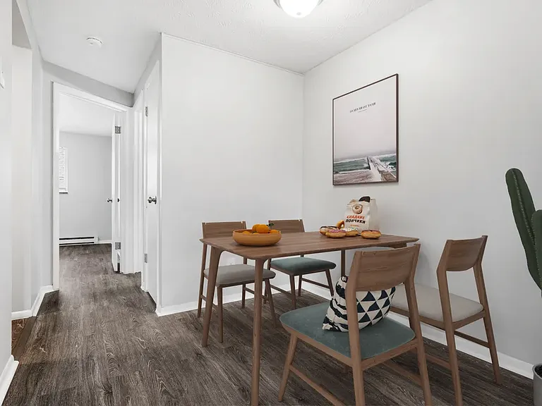 Arbor Grove Apartments — Photo 11