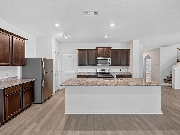 169 Allington Cir — Photo 8