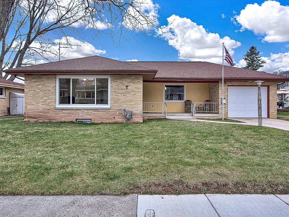 1st image of 104 Lolie Ct