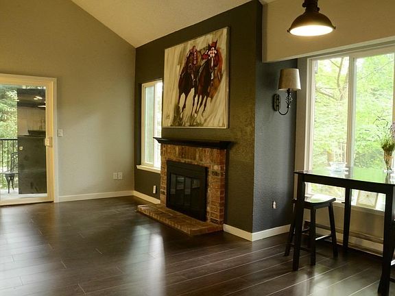 2nd image of 14525 NE 30th Pl #14D