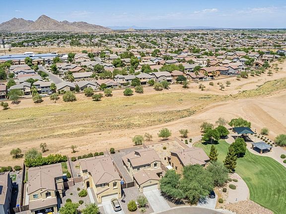 3rd image of 34564 N MIRANDESA Drive